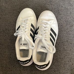 Adidas cloud foam sneakers